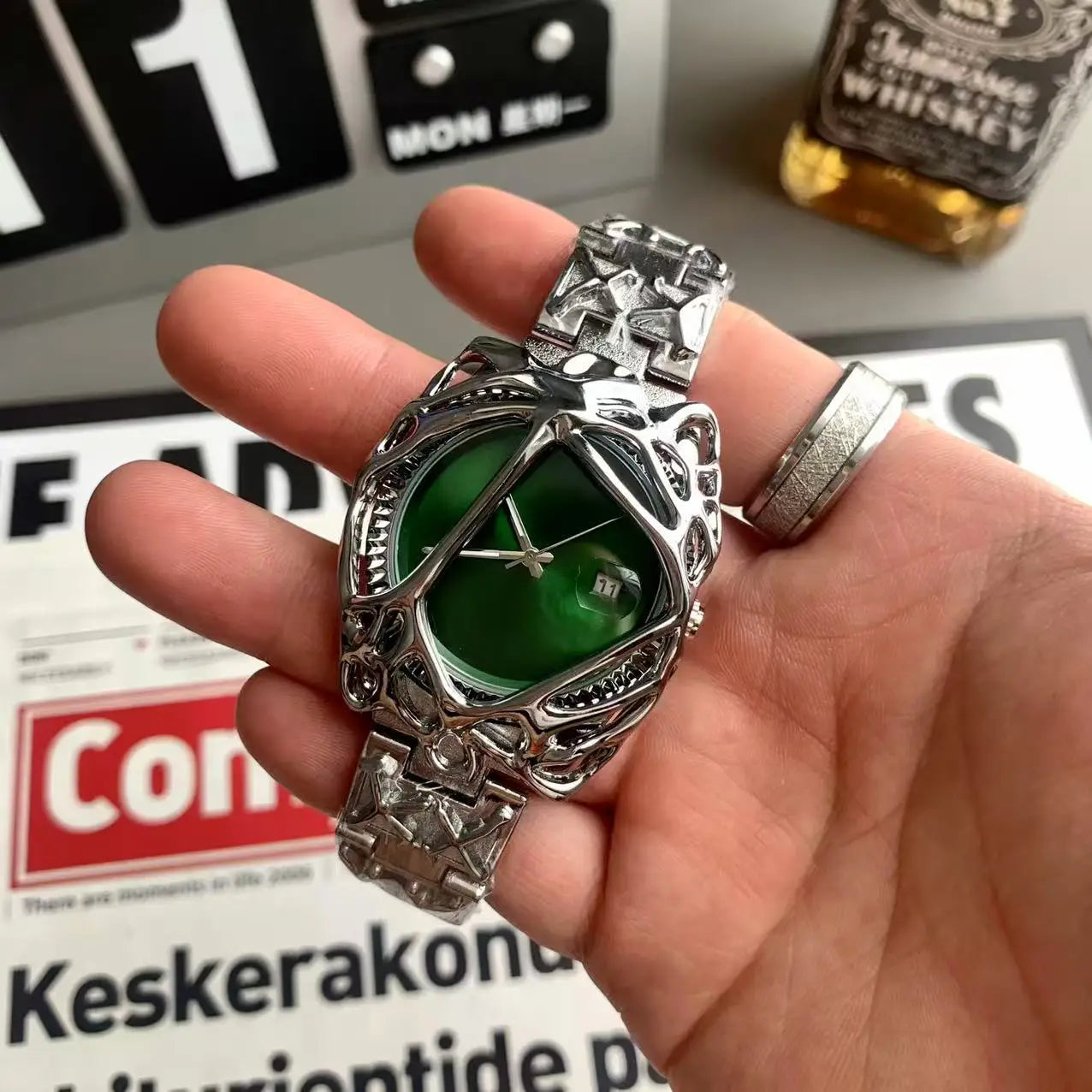 Men's Watch Unique Spider Web Y2K Quartz Timepiece Water-Resistant Luminous Date Business Fun Personality Watch