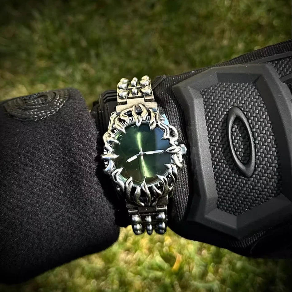 Original Quartz Watch Retro Croco Iris Shape Claw Watch Alabaster Style Retro Y2K European American Hip Hop Luxury Men Watch